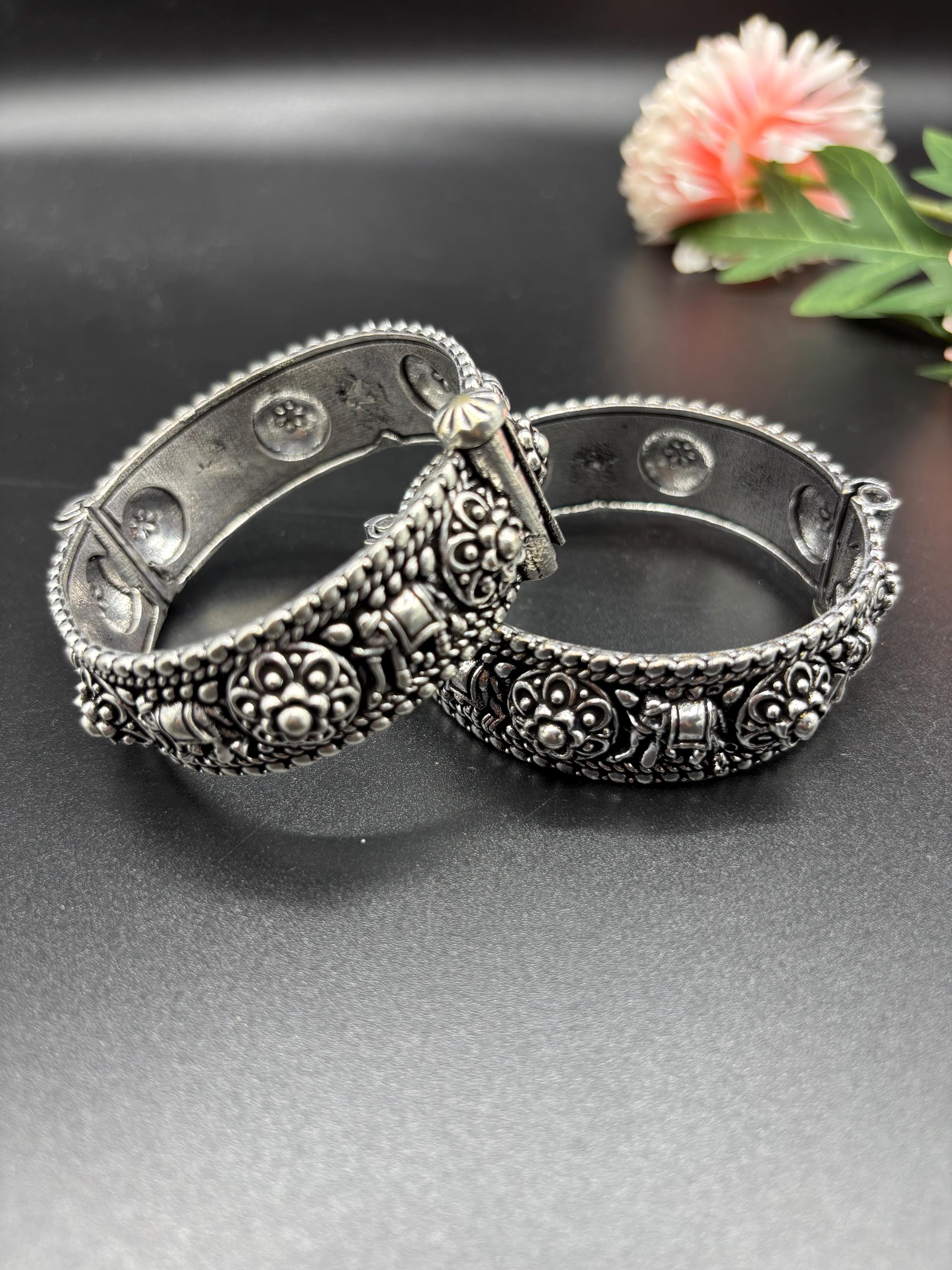 アクセサリー VINTAGE Indian jewelry Bangle Amazon.com: Efulgenz Indian Bangles for Women Oxidized