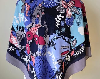 X Large 80's Vintage Silk Scarf, Luxury Abstract Gray Silk Twill Wrap