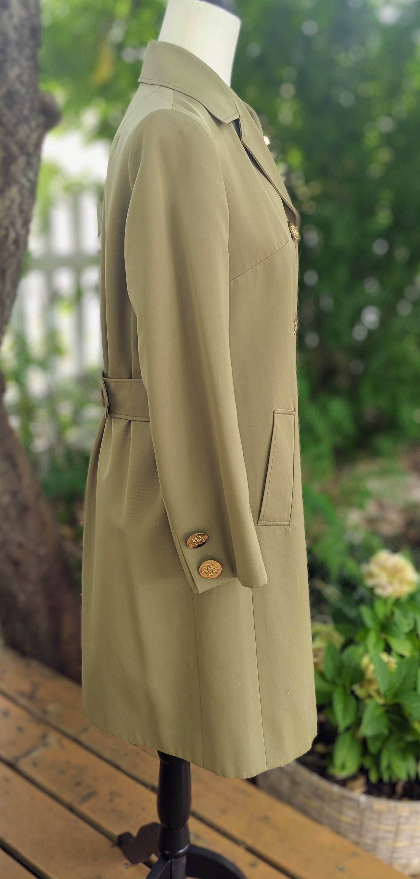 Vintage 70's / 80's Aquascutum Trench Coat Size S - Etsy Vintage 70's / 80's Aquascutum Trench Coat Size S - Etsy