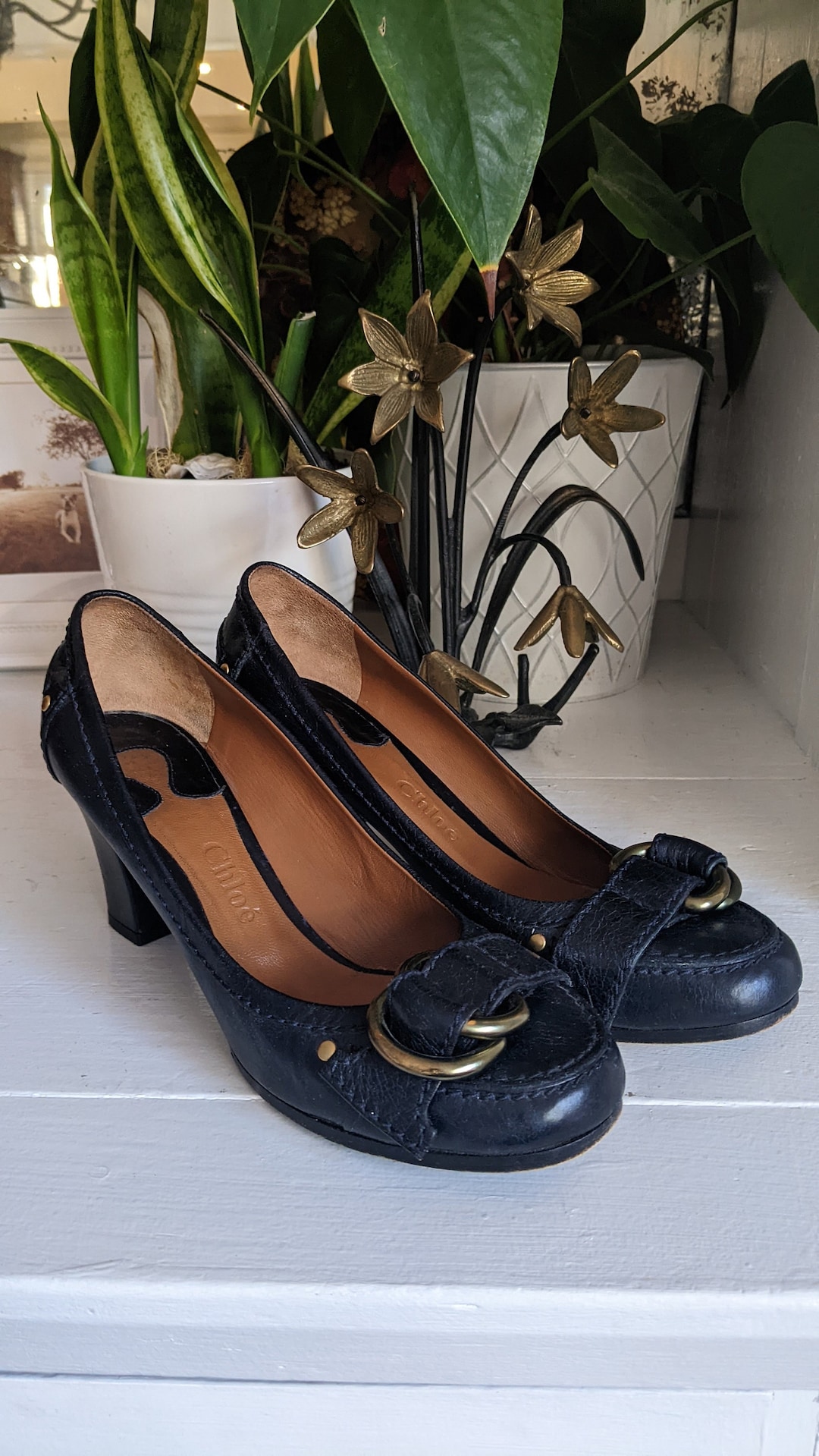navy blue block heel pumps