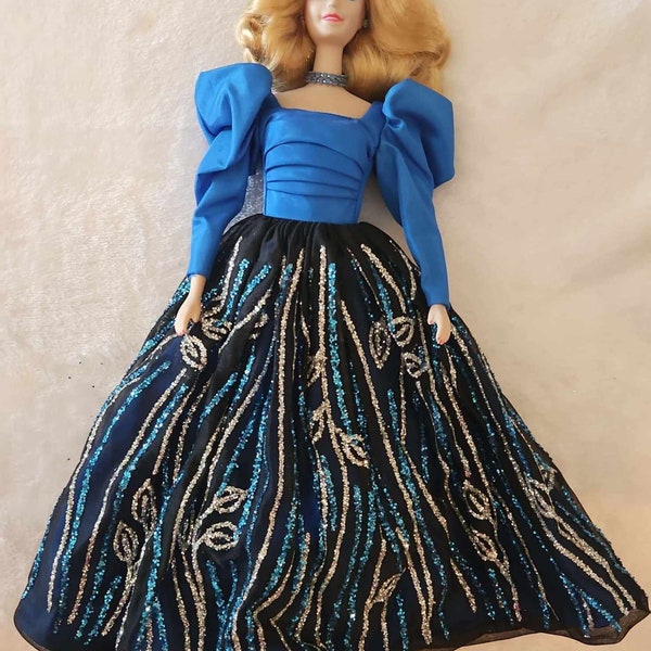 1986 Mattel Porcelain Barbie "Blue Rhapsody" Original Box