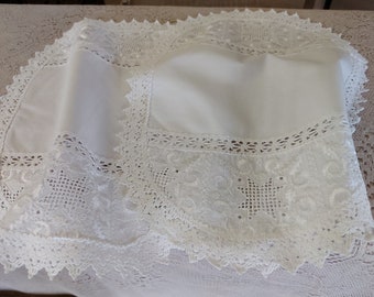 Pair of vintage handmade cotton placemats - napkins , retro placemats, vintage doilies (E1)