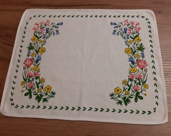 Vintage Floral Hand print Scandinavian table mat, table decor, Retro design decors, Vintage design decors, Housewarming collectibles (5)