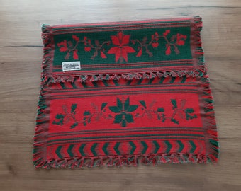 Vintage woven red green thick cotton table mat, vintage textile (E2)