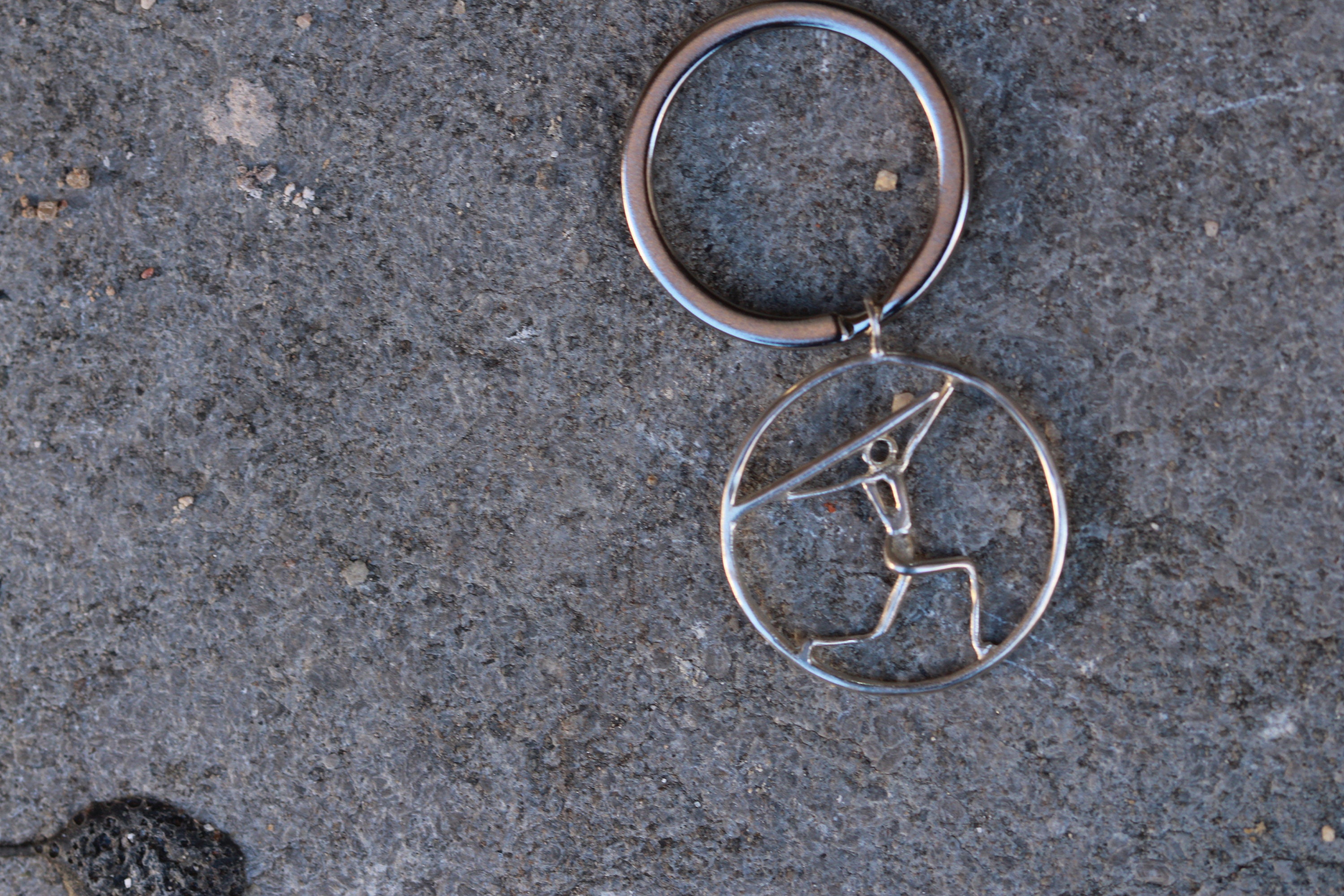 Atletes Javelina ? Javelin ? Javelot ? Javelin Thrower Track and field (earrings) by Lola Cofan