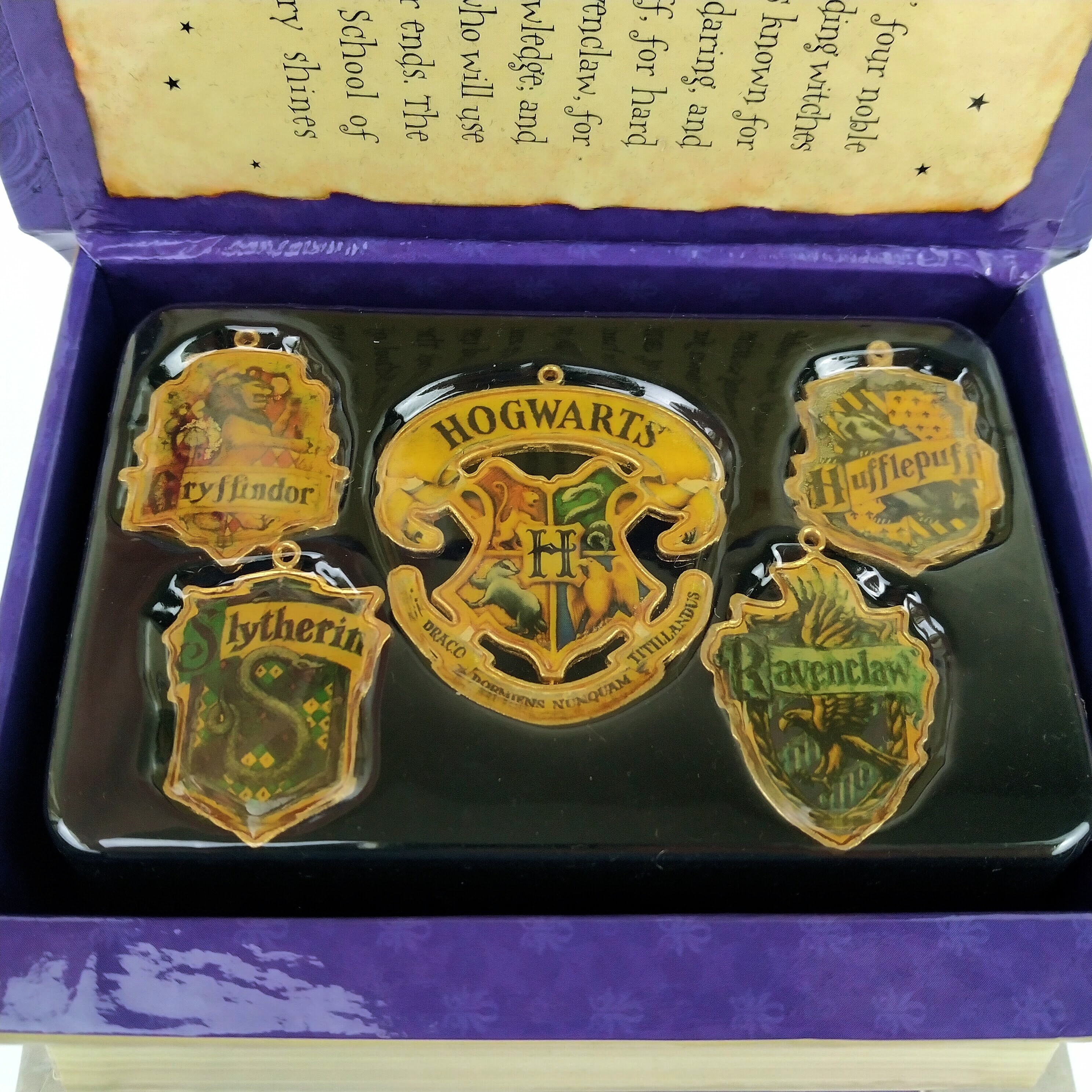 Ata-Boy Harry Potter Stickers, Hogwarts Crest Anime/Movie Stickers