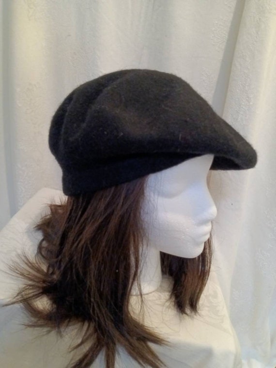 Beret, vintage beret, designer beret, Liz Claiborn