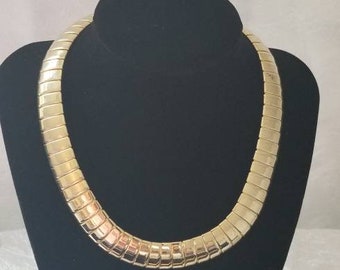 Necklace, Gold Colored Necklace, Choker Necklace, Professional Dress Necklace, Vintage Necklace