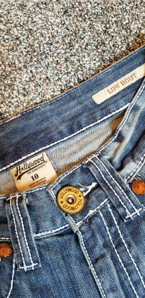 HOLLYWOOD JEAN HOLLYWOOD The Jean People Medium Wash Low Boot Blue Jeans  main image 2