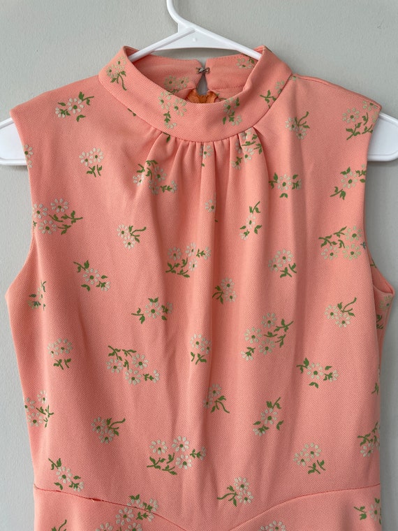 Vintage 70s Retro Daisy Floral Dress Size medium - image 2