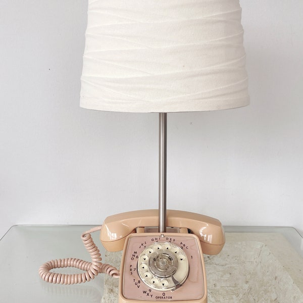 Vintage Kitsch MCM 1960s Phone Lamp- phone works!