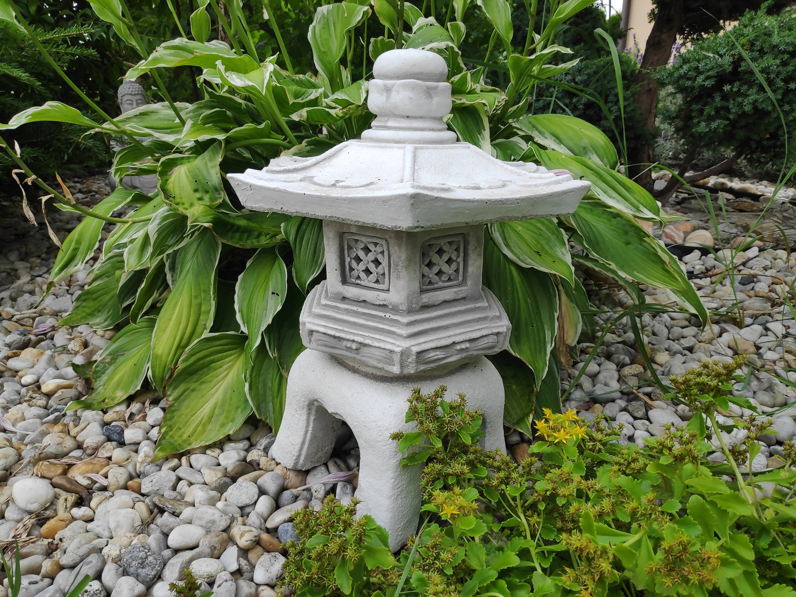 Pagoda / Lantern japanese garden ornament Etsy