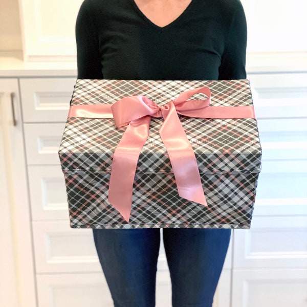 Plaid 2 COLOR Options: Pink or Navy Medium size Collapsible Reusable Gift Box Satin Ribbon Attached, Zero Waste Sustainable Gift Wrapping