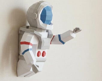 3D Paper Astronaut Model, Spaceman Wall Decor (SVG PDF)