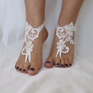 Lace Barefoot Sandals: Ivory Pearl Beach Wedding Anklets