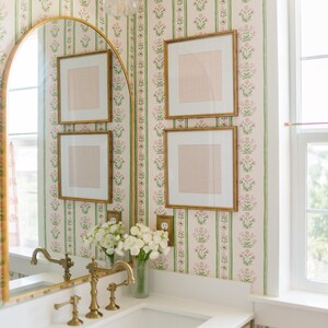 Farmhouse Botanical Stripe Wallpaper: Green & Pink Floral Peel and Stick image 2