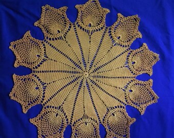 27 inches Doily, Tulip Doily, Table-Runner, Handmade Doily, Crocheted Doily