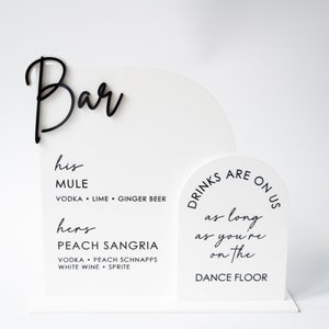 Doppelt gewölbtes Barschild, personalisierte Getränke, personalisierte Hochzeitsgetränke, sein Hochzeitsgetränkschild, benutzerdefinierte Acryl-Barkarte, benutzerdefinierte Getränke