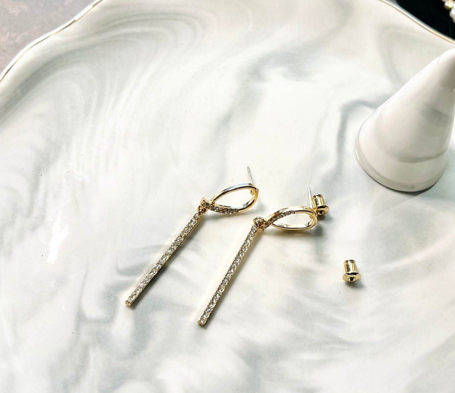 Gold Zircon Bar Earrings, Elegant Alloy Dangles - Etsy Israel