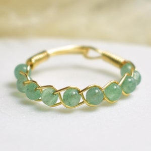 Aventurine Braided Ring, Dainty Crystal Gemstone Ring, Minimalist Birthstone Jewelry, Gold Stacking Ring for Women, Christmas Gift for Her