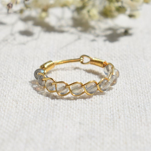 Labradorite Ring, Braided Crystal Ring, Natural Gemstone Ring, Dainty Ring, Birthstone Ring, Stacking Ring, Labradorite Gemstone, Gold Ring