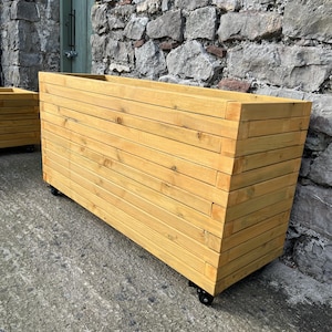 Wooden garden planter trough box raised bed large fully lined pressure treated. Planter plant vegetable soil cheap modern stylish wood outdoor garden commercial restaurant business office shop