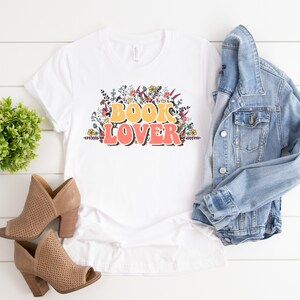 Book Lover T-Shirt, Retro Floral Tee, Nationale Leesmaand, Boekliefhebbers Geschenken, Happy National Book Lovers Day, Wildflower Shirt