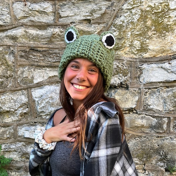 Frog Beanie- Great for frog and toad costumes!