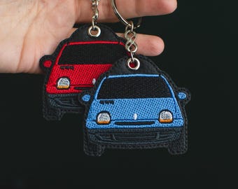 Brelok Twingo I z haftem: spersonalizowany prezent dla miłośnika samochodów