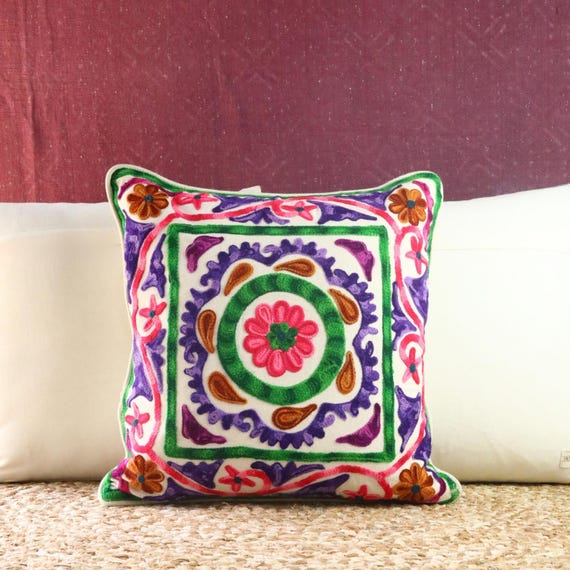 Fodera Per Cuscino Rotondo Da Pavimento 45 Cm – Stile Indiano Suzani Ricamato, Bianco Con Pon Pon, Boho Chic