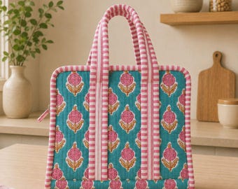 Bolsa para almuerzo de algodón acolchado hecha a mano: estampado floral Buta, tamaño pequeño.