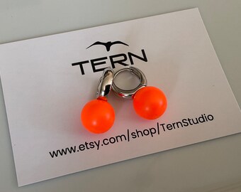 Neon Orange pearl earrings with rhodium plating 925 silver leverback, jewelry, gift for her, birthday