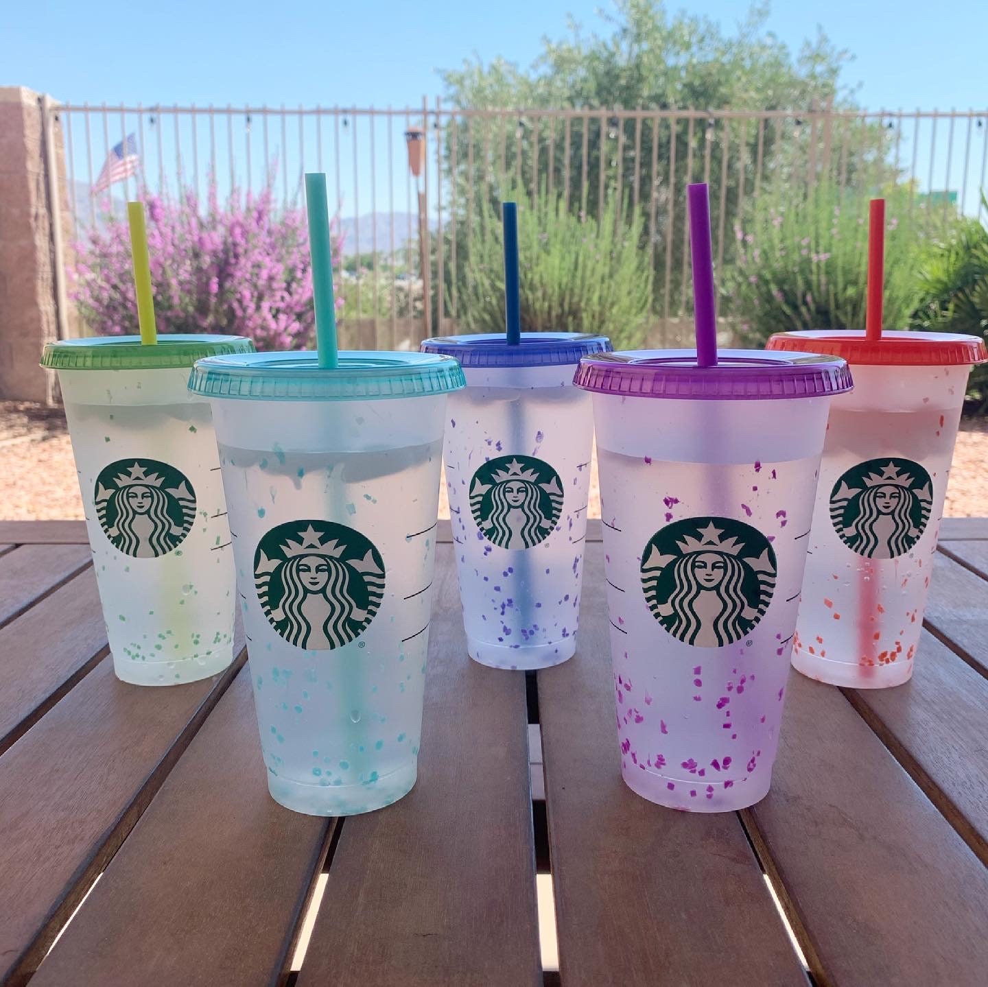 24 oz Holographic Personalized Scribble Heart Starbucks Cup, Custom  Starbucks Cold Cup, Gifts for her, bridesmaid gift, wedding, valentines
