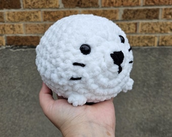 Crochet Seal Plushie, Baby Seal Cub Stuffed Animal, Chunky Arctic Ocean Animal Plush, Handmade Crochet Toy, Seal Plush Toy, Crochet Gift