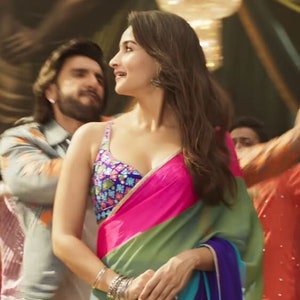 Alia bhatt in Ombre saree-Roki and Rani Movie saree-Bridesmaid Georgette Ombre saree-Designer Boarder- Saree with Blouse-partywear saree-