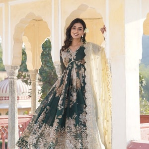 Alia Cut Anarkali flared Gown with Russian silk Fabric & Floral Digital with embroidery work Paired With Designer Dupatta 2pc set
