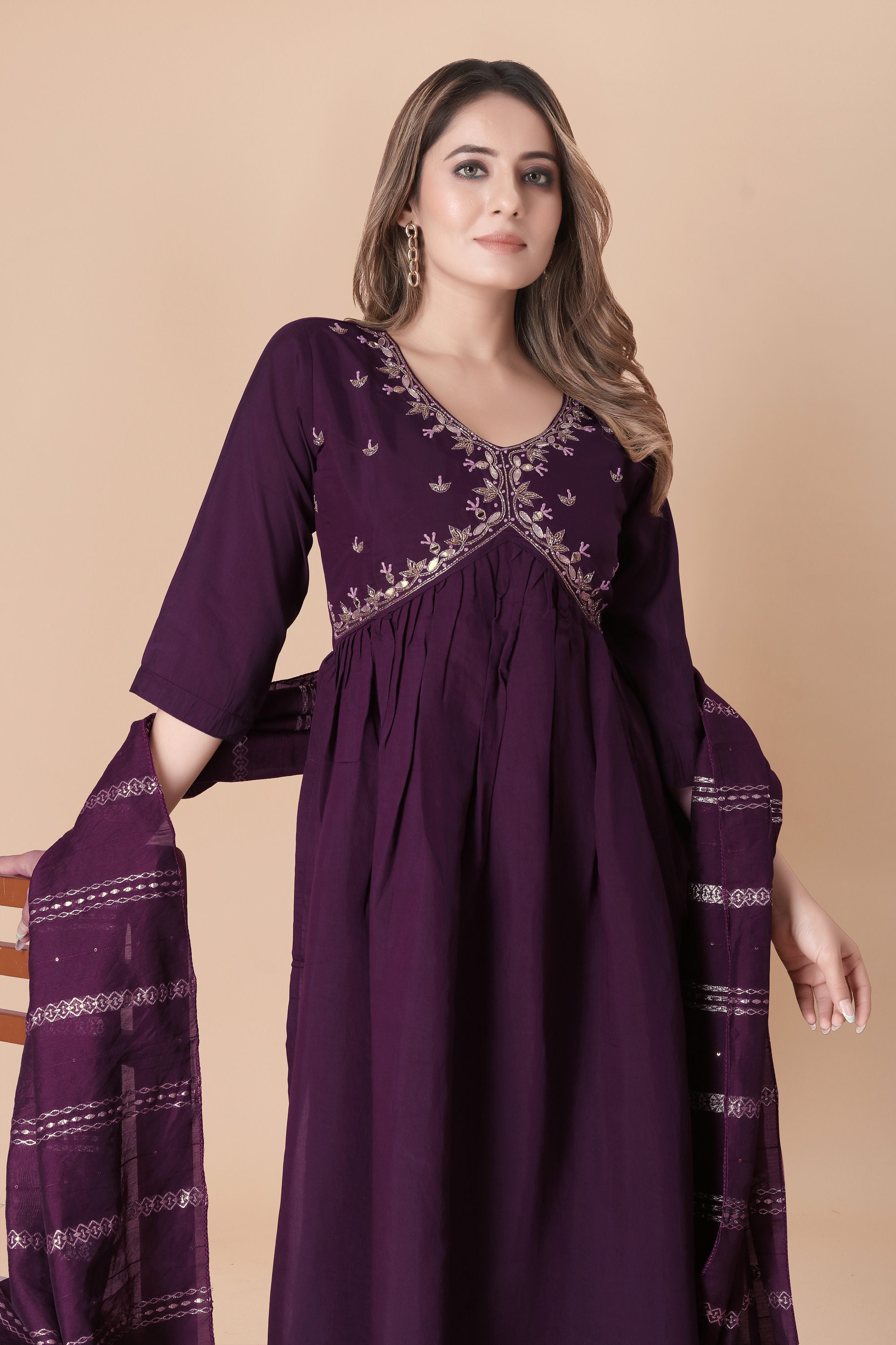 Kashmiri Digital Print With Resham Thread Work & Cutwork Dress With Bottom  Sm04580360