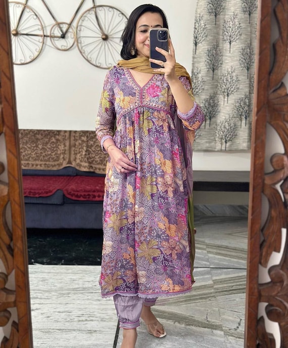 Multicolor Floral Printed Cotton Kurta | Pakistani dress design, Cotton kurti  designs, Indian designer outfits