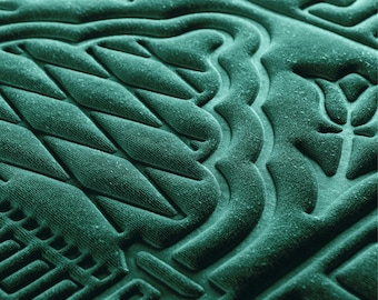 Muslim Prayer Rug and Islamic Prayer Mat with Thick, Padded Foam | Soft Velvet Janamaz and Gift for Ramadan, Eid, Hajj or Travel (Green)