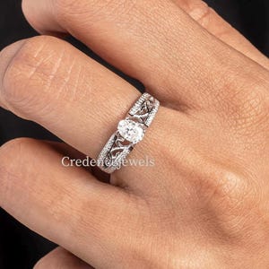 Art Deco Filigree Oval Moissanite Solitaire Ring, Minimalist Ring, Vintage 1CT Oval Moissanite Engagement Ring, 14K Gold Anniversary Ring