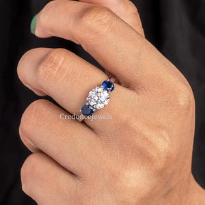 Three Stone Engagement Ring, 2CT Round Cut & Blue Sapphire Diamond Wedding Ring, 14K White Gold Three Stone Moissanite Diamond Women&#39;s Ring