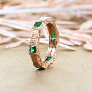 Vintage Art Deco Band, Milgrain Band, Green Emerald Diamond Engagement Wedding Band, Antique Art Deco Band, 14K Solid Rose Gold Band