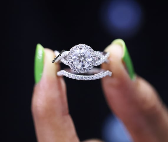 Bridal Ring Set Halo Ring 1.5CT Round Cut Moissanite Ring