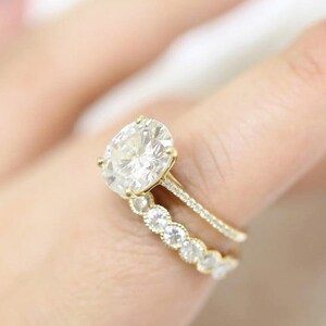 Bridal Ring Set, Milgrain Band, 2 CT Oval Cut Moissanite Diamond Ring Set, 14K Yellow Gold Diamond Ring Set, Oval Moissanite Bridal Ring Set
