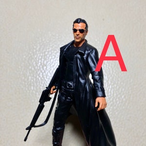 Neo and black girl figure HO 1/64 1/43 1/24 1/18 Scale handpaint high detail