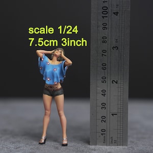 Floral shirt girl figure HO 1/64 1/43 1/24 1/18 Scale handpaint high detail