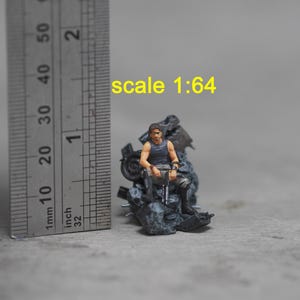 Man figure HO 1/64 43 24 1/18 Scale handpaint high detail