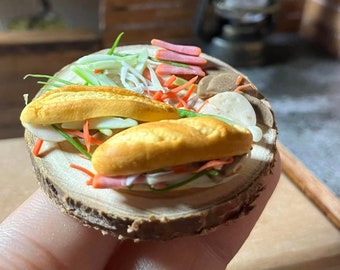 1/12 Banh mi pain vietnamien miniature en argile