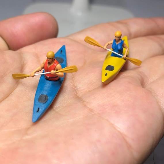 Kayak man woman figure HO 1/64 1/18 1/24 1/35 1/43-48 1/72 N-scale kY