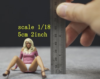 Sexy sitting girl figure HO 1/64 1/18 1/24 1/35 1/43-48 1/72 N-scale O8